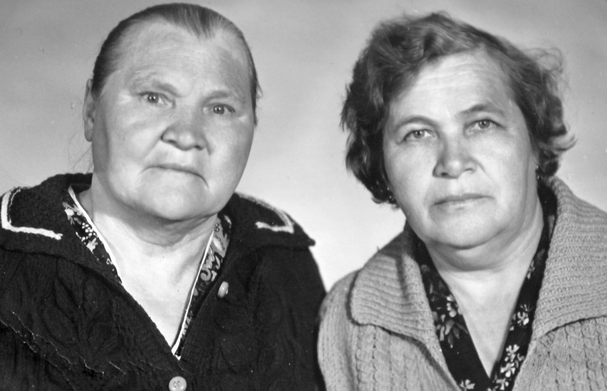 Мария Константиновна и Юлия Константиновна, сестры П.К. Бабайлова.