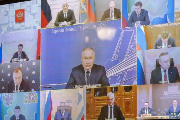 Губернатор Евгений Куйвашев принял участие в совещании по развитию высокоскоростного железнодорожного движения, которое провёл Владимир Путин