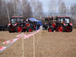 Мастерству - премия, труду - слава: конкурс трактористов собрал лучших