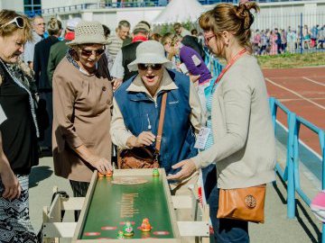 Свердловчане могут принять участие во Всероссийском отборе лучших практик для старшего поколения