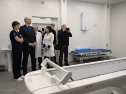 Денис Паслер открыл уникальный амбулаторный центр лучевой диагностики в Нижнем Тагиле