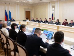 Денис Паслер обсудил с членами региональной рабочей группы проведение Международного фестиваля молодежи в Екатеринбурге