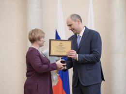 Денис Паслер вручил награды работникам сферы культуры Свердловской области накануне профессионального праздника