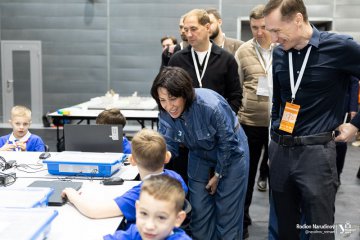 13 свердловчан стали победителями второй Уральской олимпиады по робототехнике