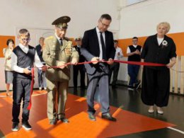 Обновленный зал Киргинской школы торжественно открыт